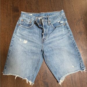 Levi’s shorts